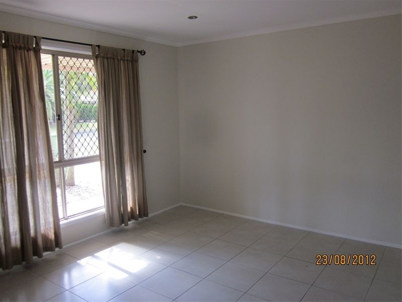 13 Wade Court, Boronia Heights QLD 4124