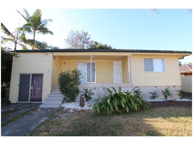 31 Elm Avenue, Woodridge QLD 4114