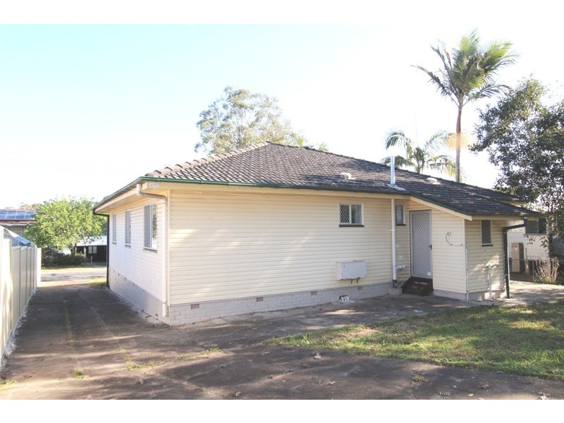 31 Elm Avenue, Woodridge QLD 4114