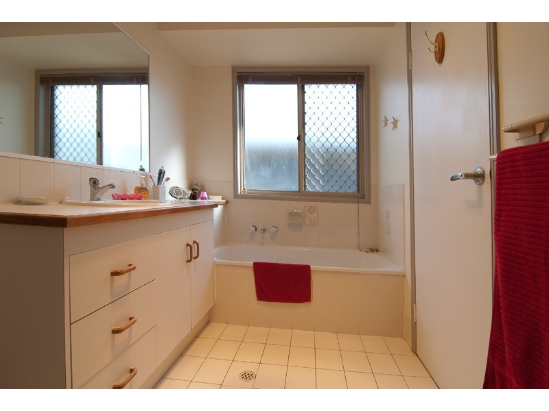 26 Hanlon Street, Tanah Merah QLD 4128