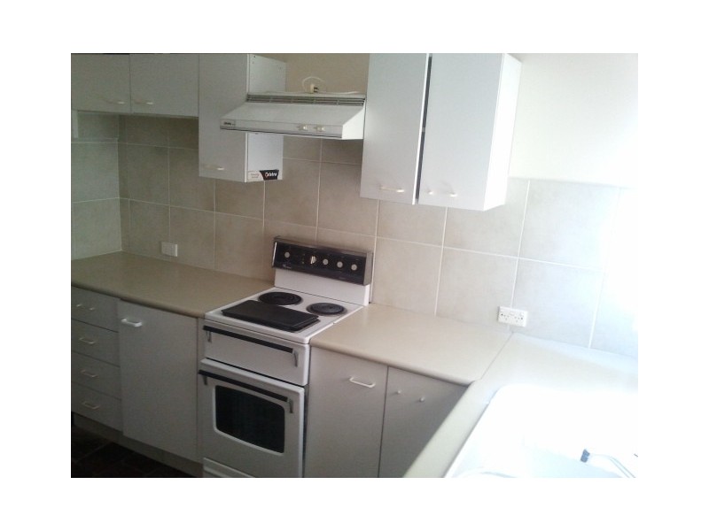 8/31 North Road, Woodridge QLD 4114