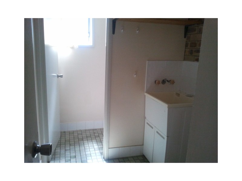 8/31 North Road, Woodridge QLD 4114