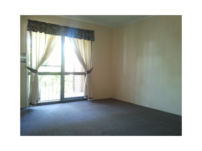 8/31 North Road, Woodridge QLD 4114