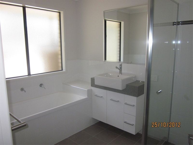 24  Ellen Street, Logan Central QLD 4114