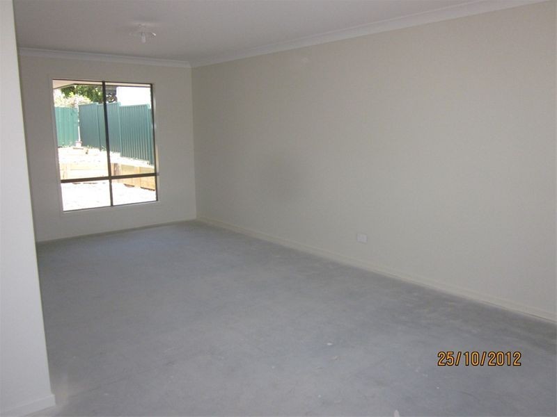 3 Linda Street, Logan Central QLD 4114