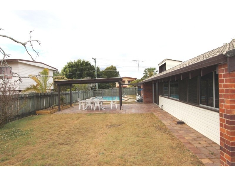 22 Woody Avenue, Kingston QLD 4114