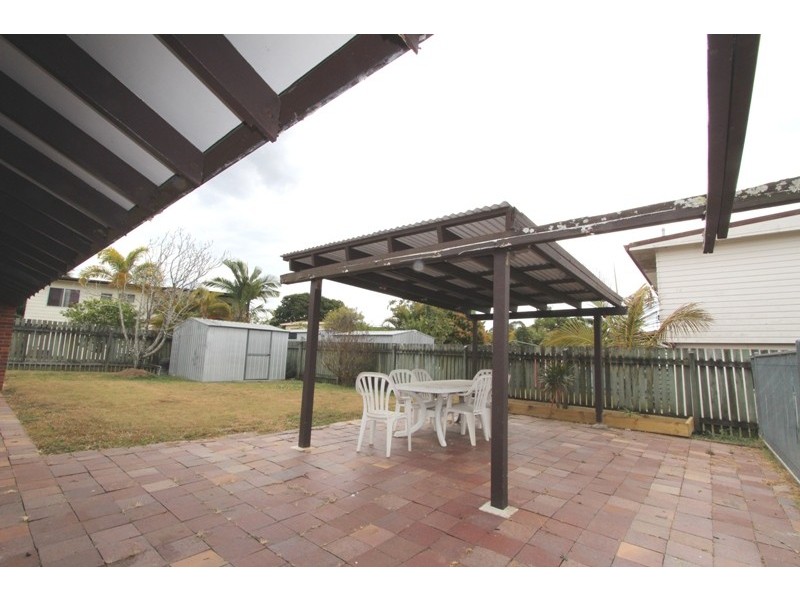 22 Woody Avenue, Kingston QLD 4114