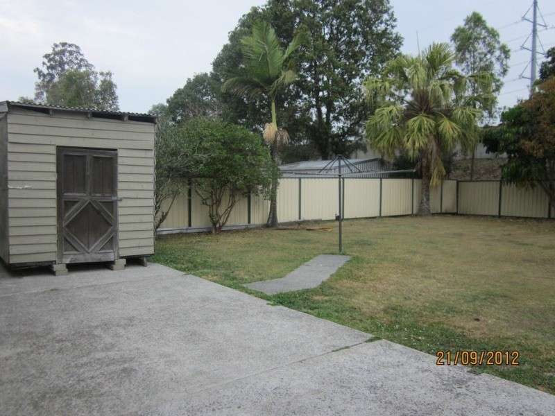87 Velorum Drive, Kingston QLD 4114