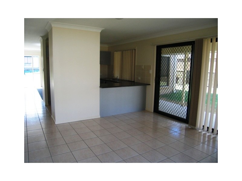 37 Aberdeen Crescent, Kuraby QLD 4112
