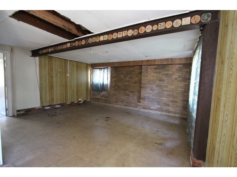 15 Attunga Street, Kingston QLD 4114