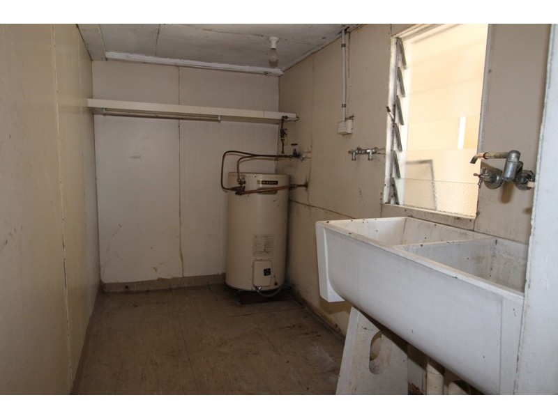 15 Attunga Street, Kingston QLD 4114