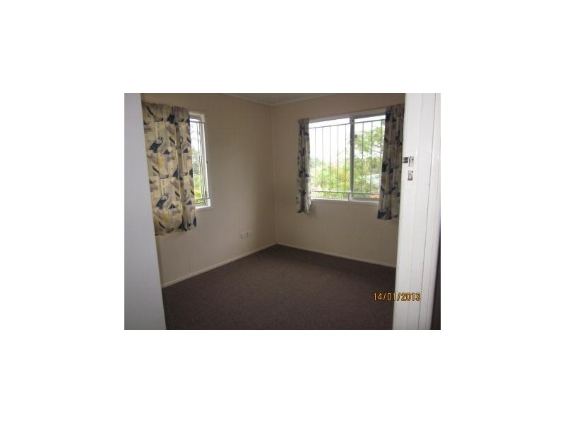 8 Ormesby Street, Woodridge QLD 4114