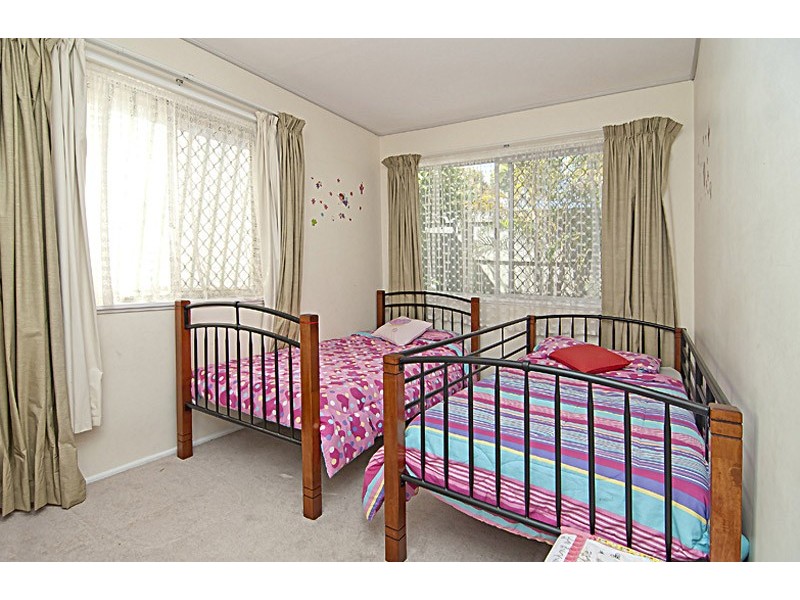 17 Woody Avenue, Kingston QLD 4114