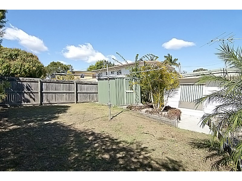 17 Woody Avenue, Kingston QLD 4114