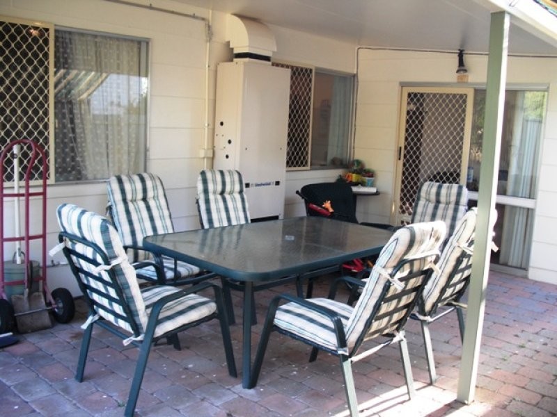 17 Woody Avenue, Kingston QLD 4114