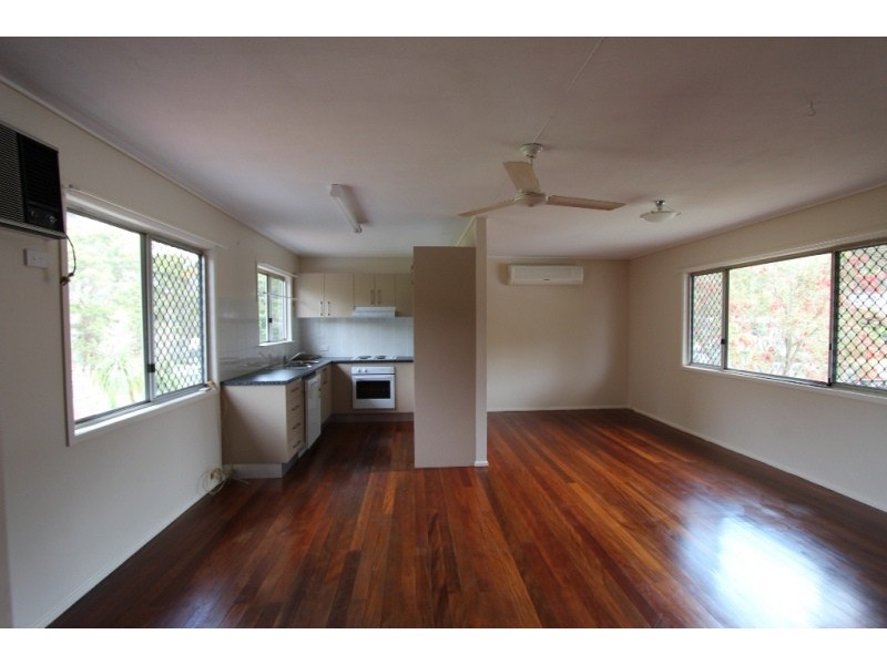 25 Finlay Street, Slacks Creek QLD 4127