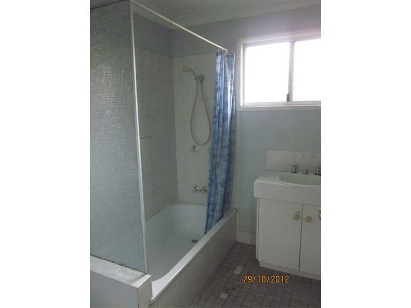 5 Hope Street, Kingston QLD 4114