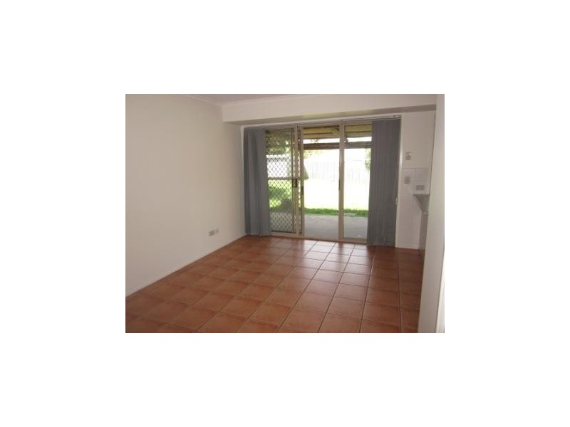 65 Barossa Street, Kingston QLD 4114