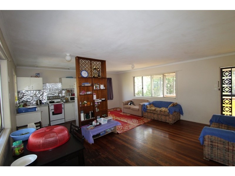 3 Camelia Avenue, Logan Central QLD 4114