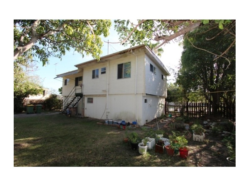 3 Camelia Avenue, Logan Central QLD 4114