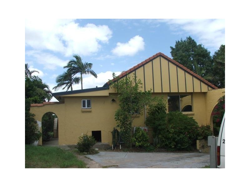 579 NEWNHAM ROAD, Upper Mount Gravatt QLD 4122