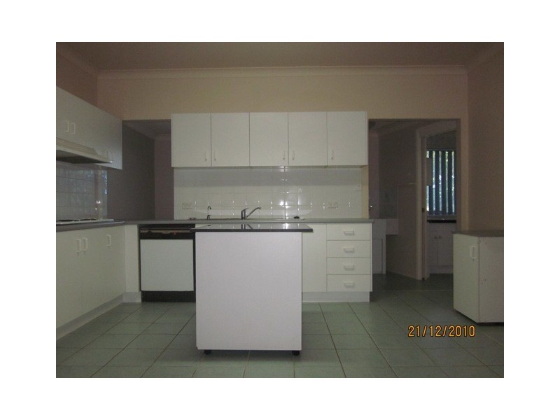 579 NEWNHAM ROAD, Upper Mount Gravatt QLD 4122