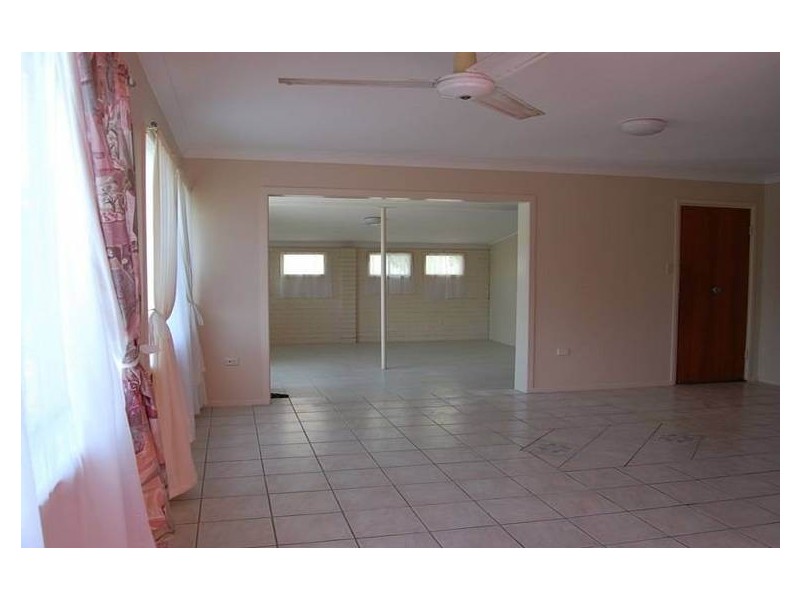 30 Edith Street, Kingston QLD 4114