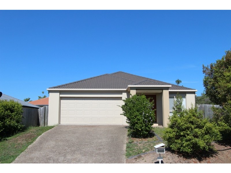 30 Naracoorte Place, Parkinson QLD 4115