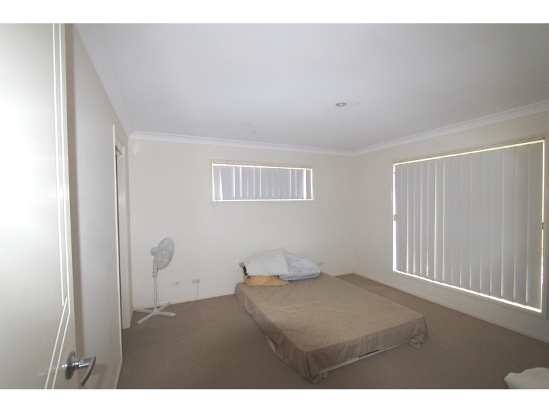 30 Naracoorte Place, Parkinson QLD 4115