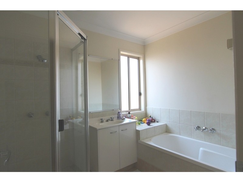 30 Naracoorte Place, Parkinson QLD 4115