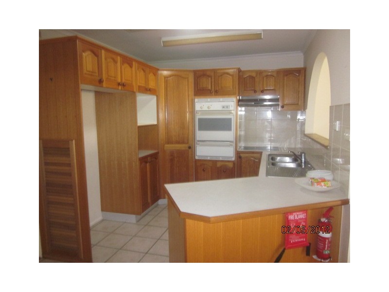 16 Collard Street, Slacks Creek QLD 4127