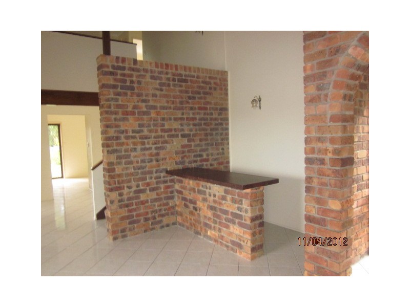 44 Jilbard Drive, Springwood QLD 4127