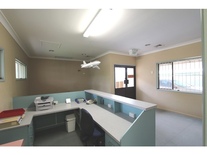 1  Yalumba Street, Kingston QLD 4114