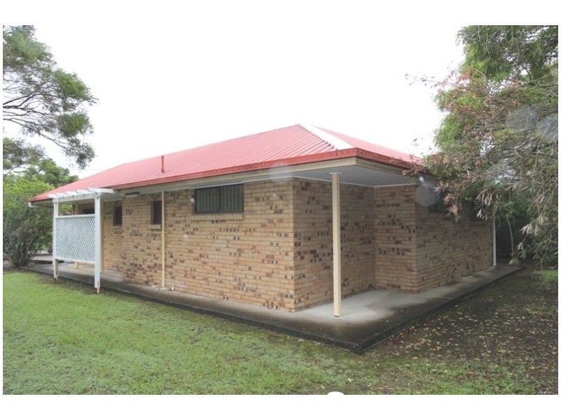 1  Yalumba Street, Kingston QLD 4114