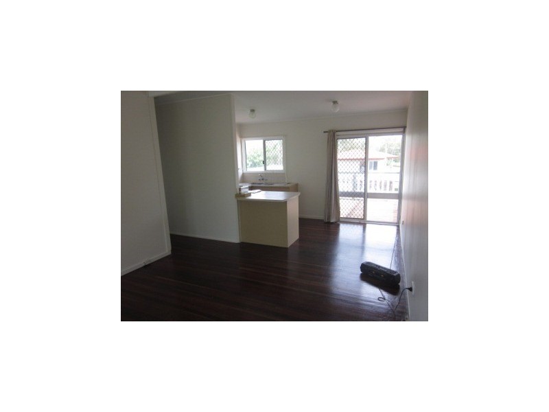 28 Oakland Av, Woodridge QLD 4114