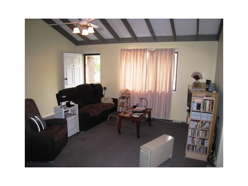 7/129  North Road, Woodridge QLD 4114