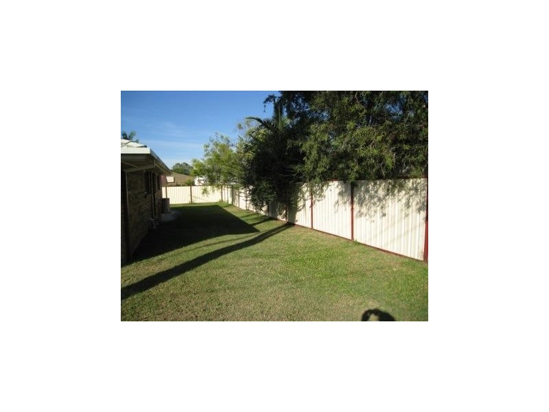6  Macbeth Street, Kingston QLD 4114