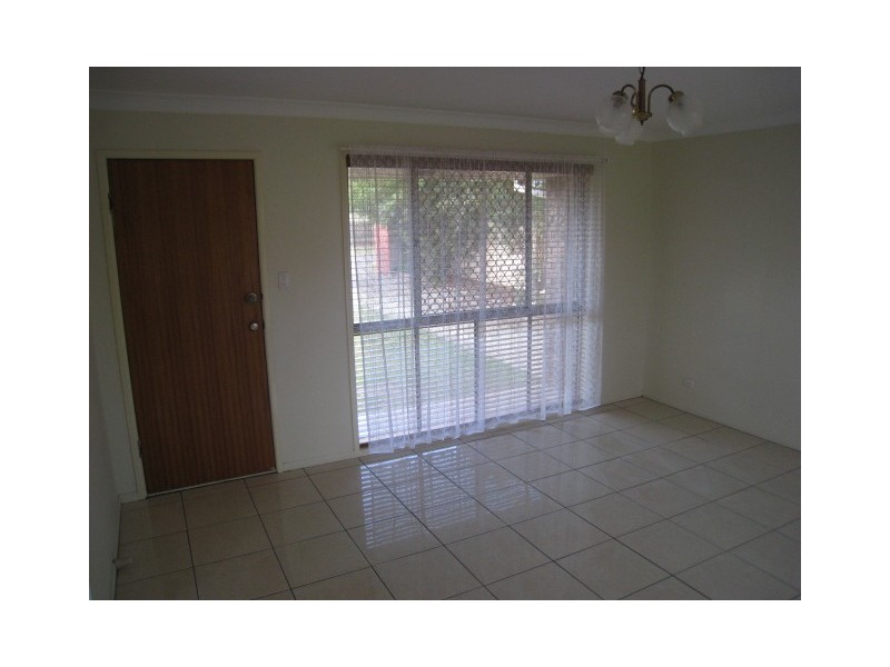 6  Macbeth Street, Kingston QLD 4114
