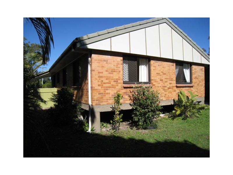 4   Albert Street, Woodridge QLD 4114