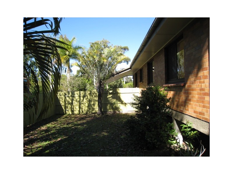 4   Albert Street, Woodridge QLD 4114
