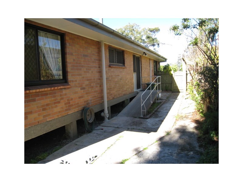 4   Albert Street, Woodridge QLD 4114