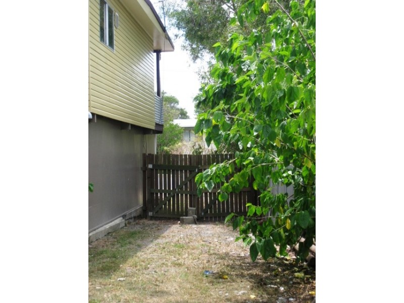 22  Ashton Street, Kingston QLD 4114