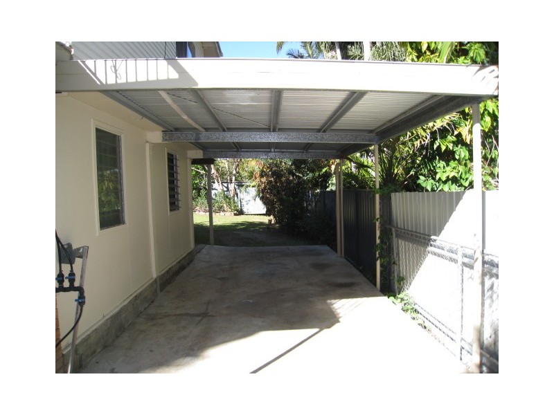 19 George Street, Kingston QLD 4114
