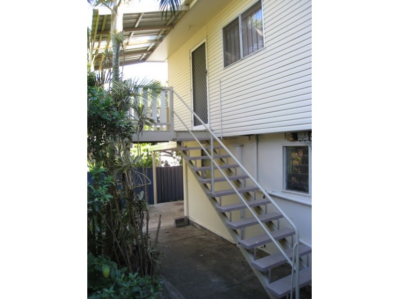 19 George Street, Kingston QLD 4114