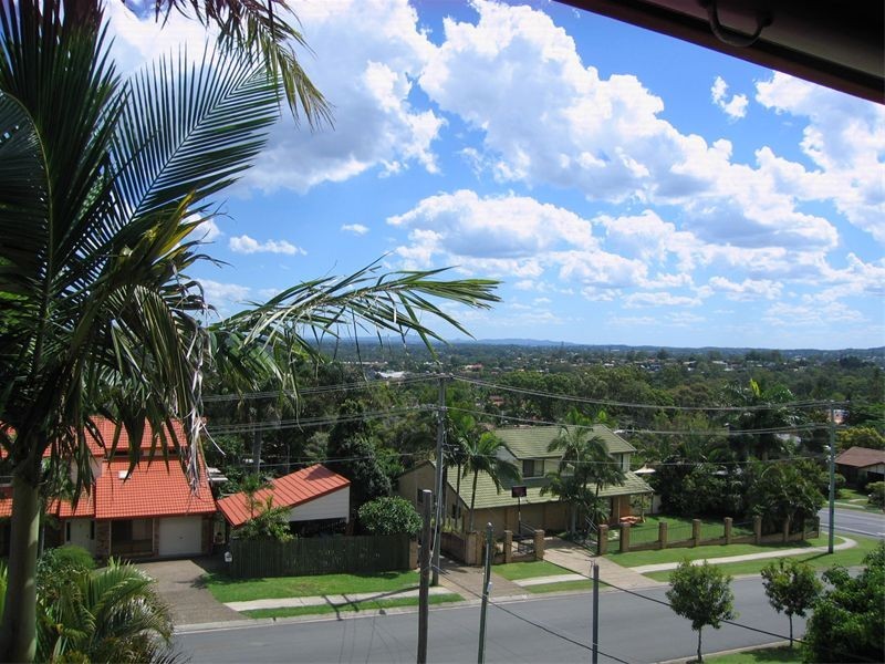 59  Coleman Crescent, Springwood QLD 4127