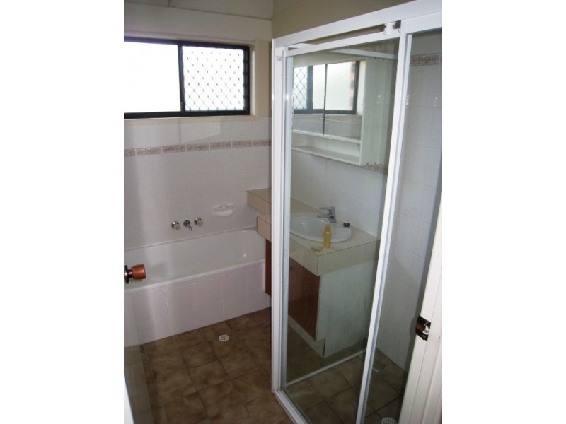 24  Magnolia Street, Daisy Hill QLD 4127