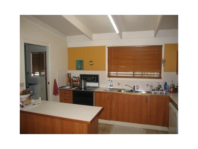 24  Magnolia Street, Daisy Hill QLD 4127