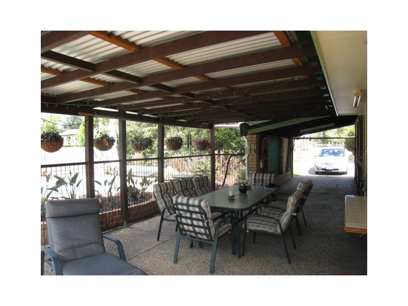 9  Canopus Court, Kingston QLD 4114