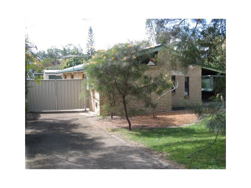 9  Canopus Court, Kingston QLD 4114