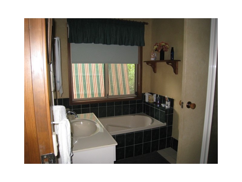Redbank Plains QLD 4301